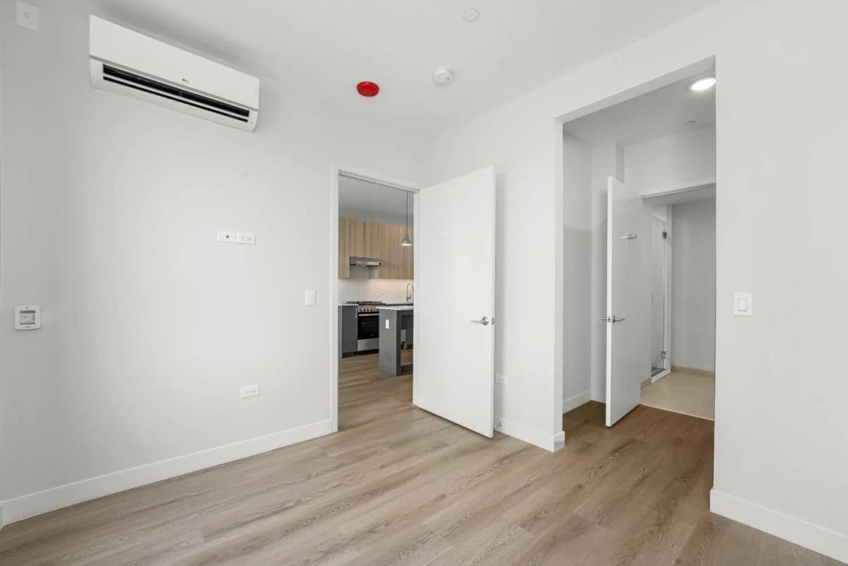 Apartment for rent at 680 N May St, Chicago, IL 60642