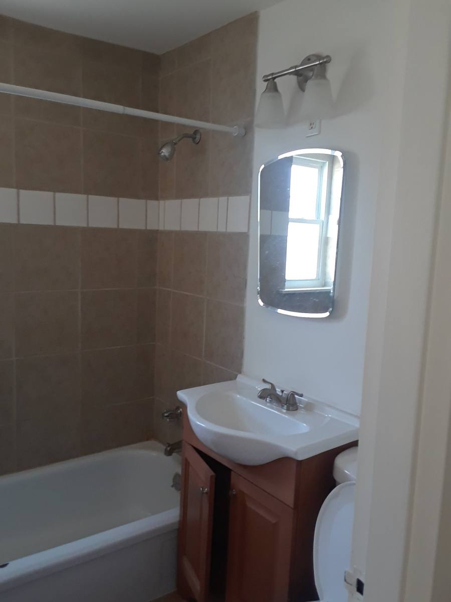 Apartment for rent at 1000 Hartman St #5, McKeesport, PA 15132