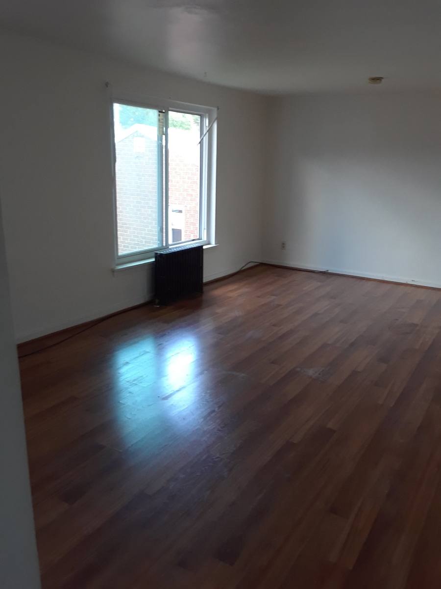 Apartment for rent at 1000 Hartman St #5, McKeesport, PA 15132