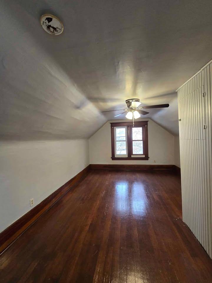 House for rent at 411 3rd St SW, Oelwein, IA 50662