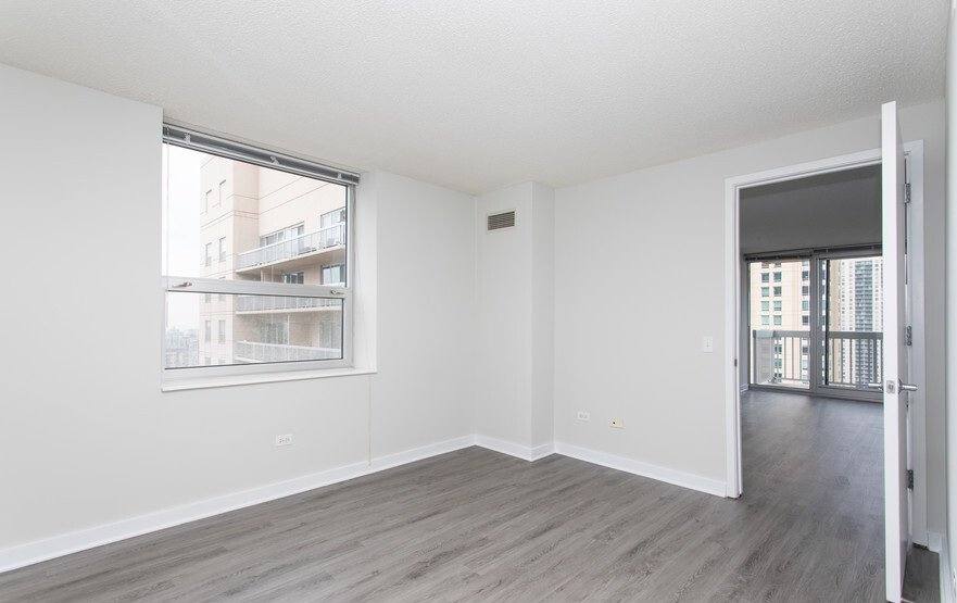 Apartment for rent at 542 N State, Chicago, IL 60654