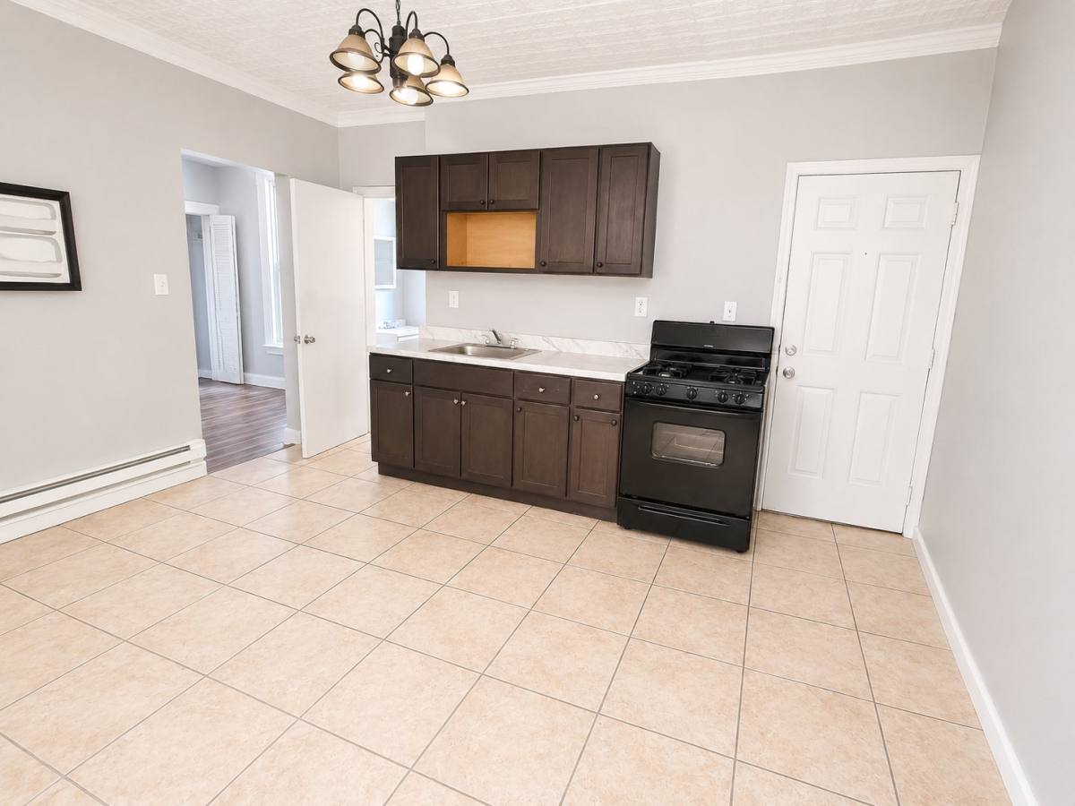 Apartment for rent at 183 Summer Ave #1, Newark, NJ 07104