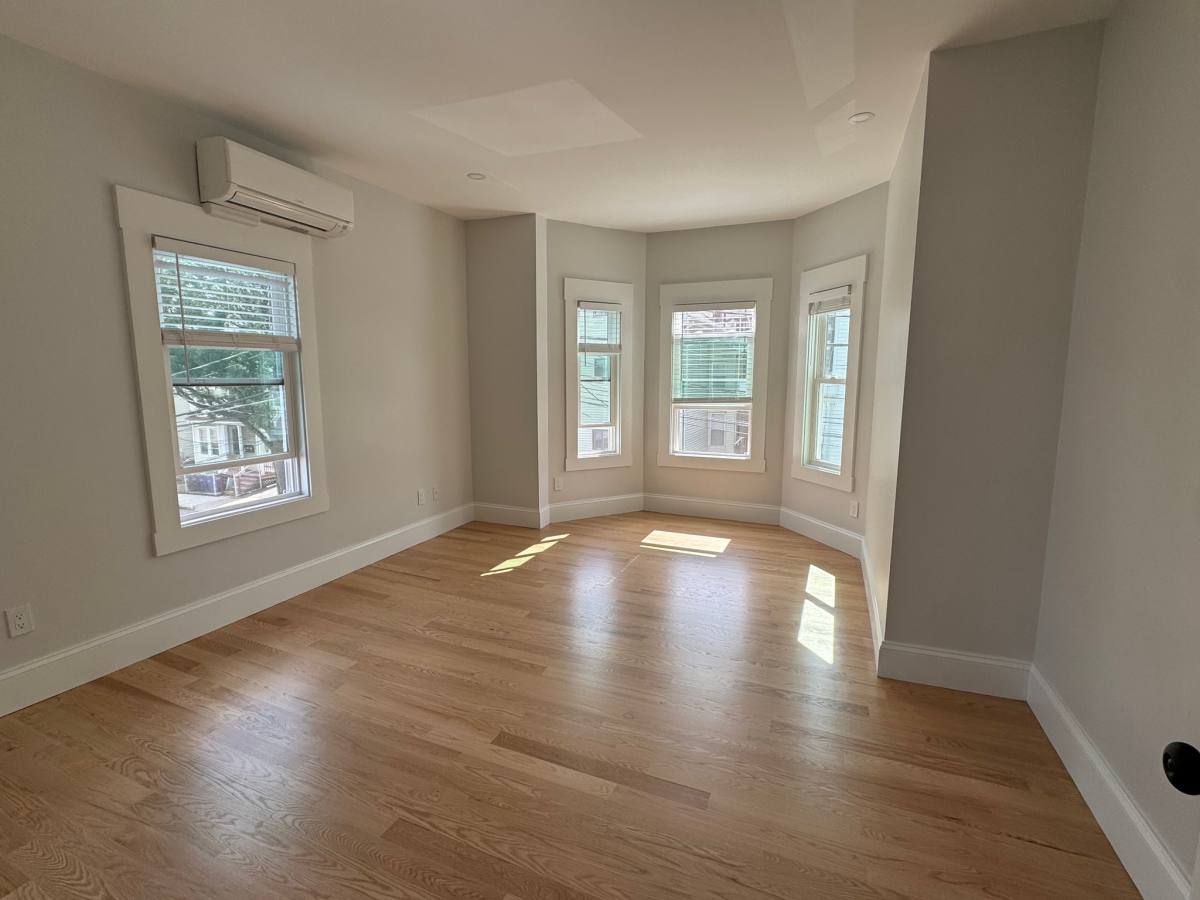 Apartment for rent at 6 Alston St #2, Somerville, MA 02143