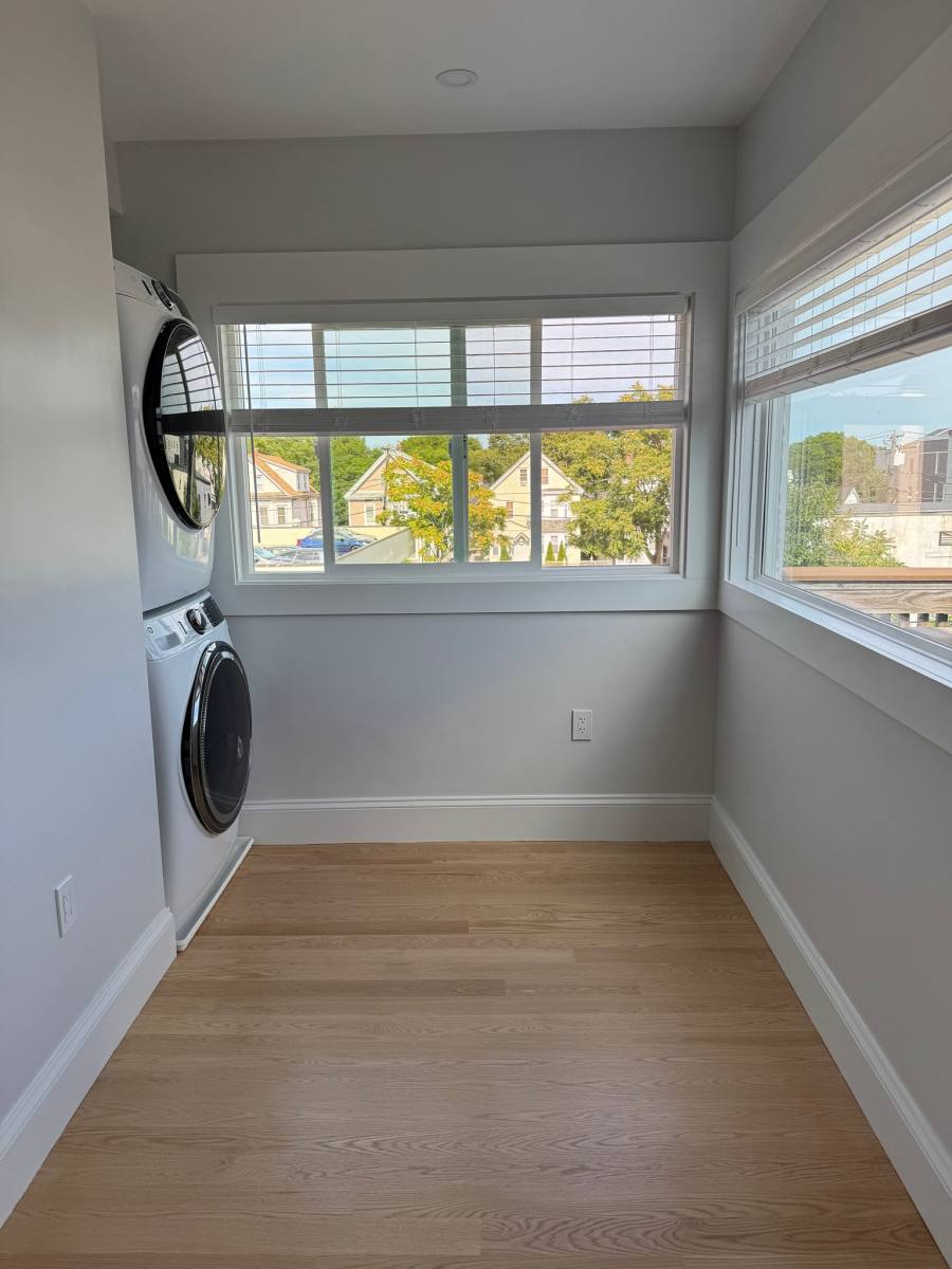 Apartment for rent at 6 Alston St #2, Somerville, MA 02143
