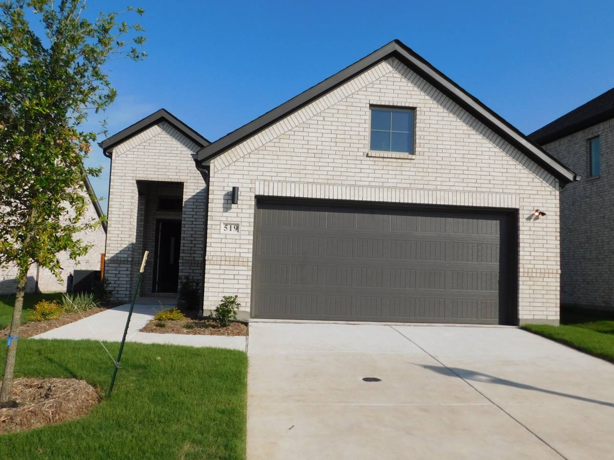 House for rent at 519 Green Grass Dr, McKinney, TX 75071