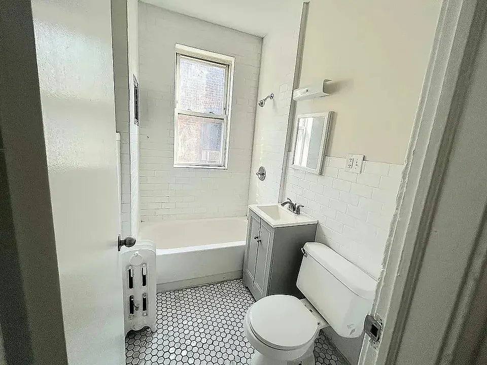 Apartment for rent at 490 E 23rd St #490-4, Paterson, NJ 07514