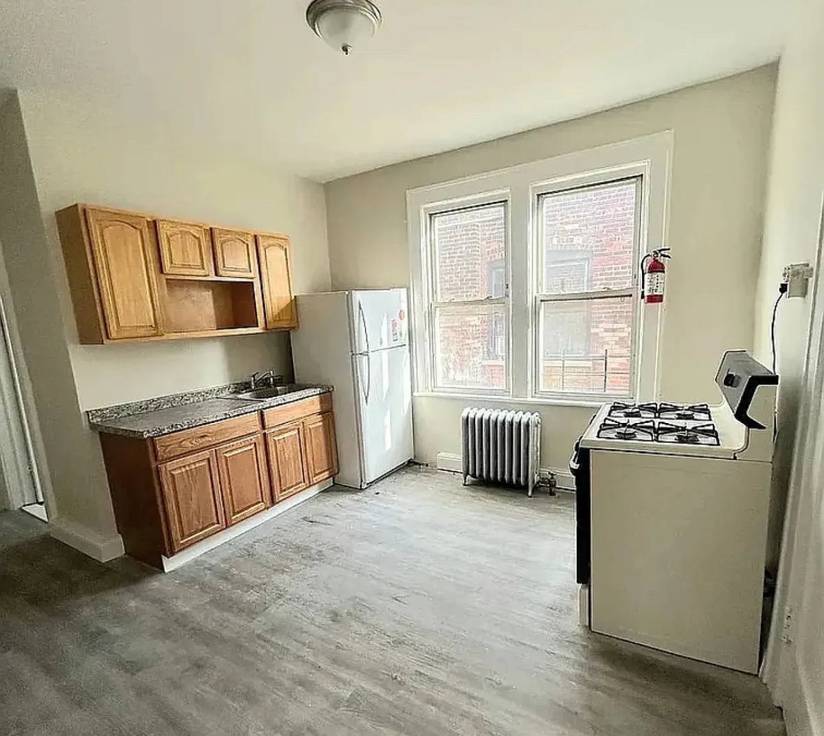 Apartment for rent at 490 E 23rd St #490-4, Paterson, NJ 07514