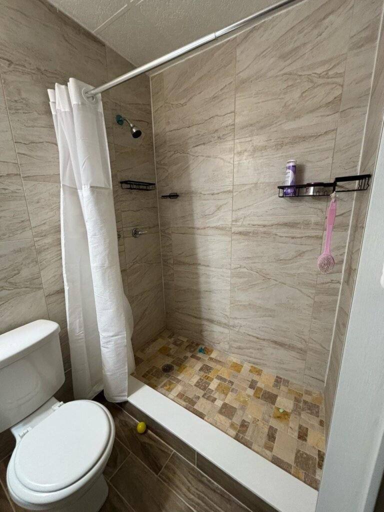 House for rent at 2014 Pineway Dr, Orlando, FL 32839