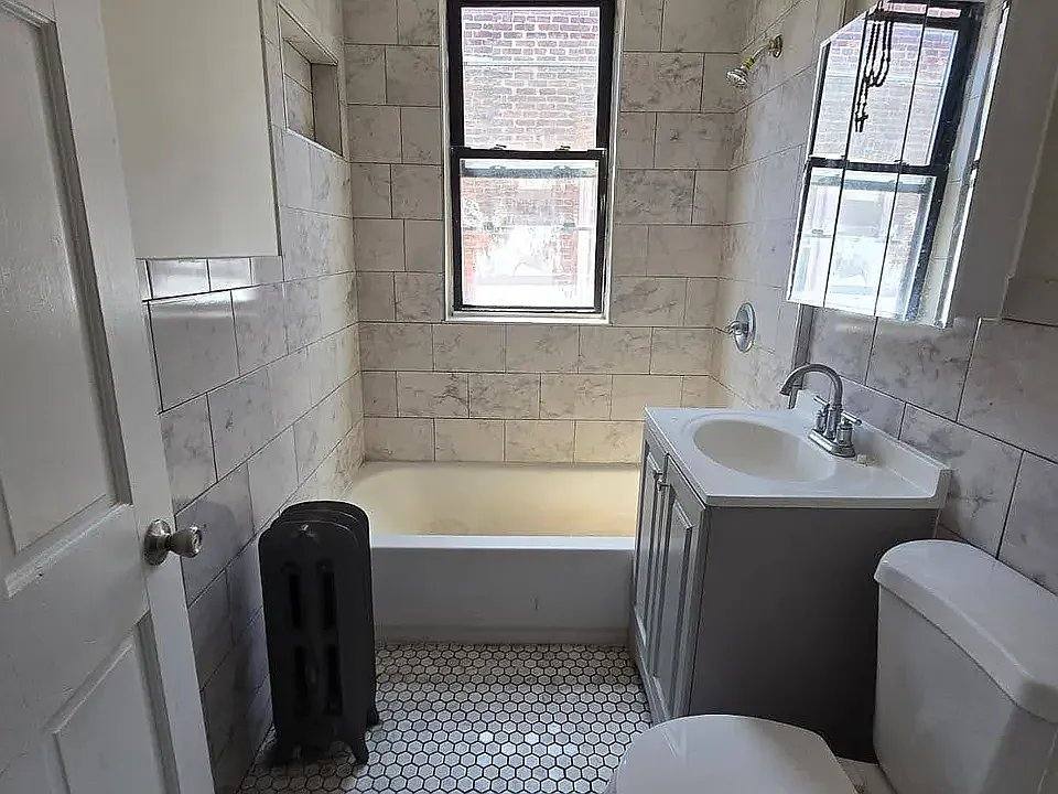 Apartment for rent at 494 E 23rd St #494-8, Paterson, NJ 07514