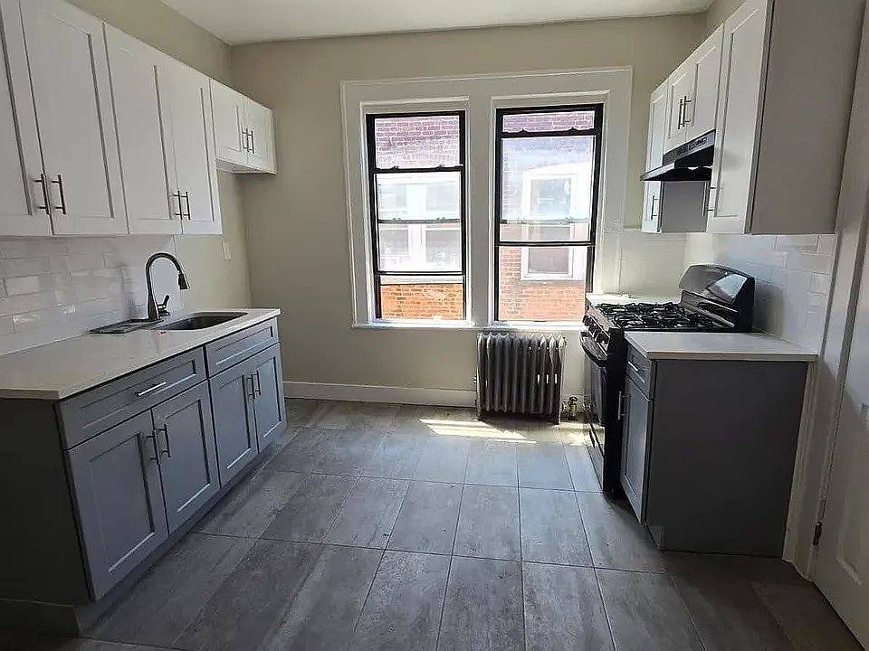 Apartment for rent at 494 E 23rd St #494-8, Paterson, NJ 07514