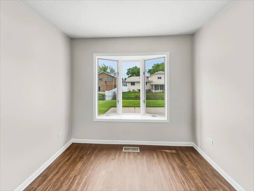 House for rent at 5265 Arquilla Dr, Richton Park, IL 60471