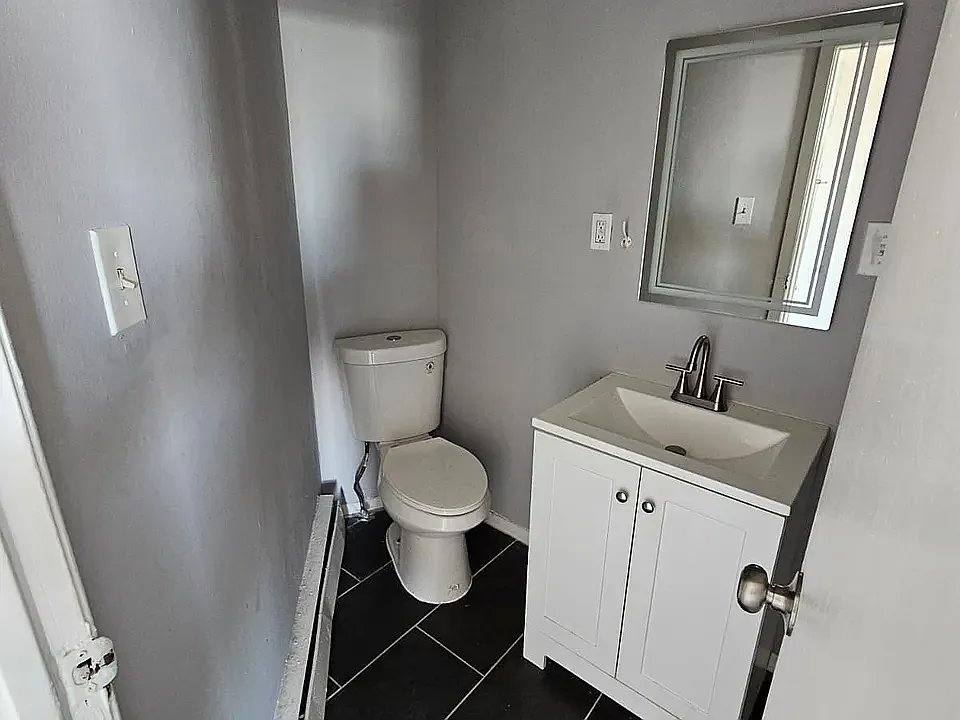 Apartment for rent at 352-354 New Brunswick Ave #352-5, Perth Amboy, NJ 08861