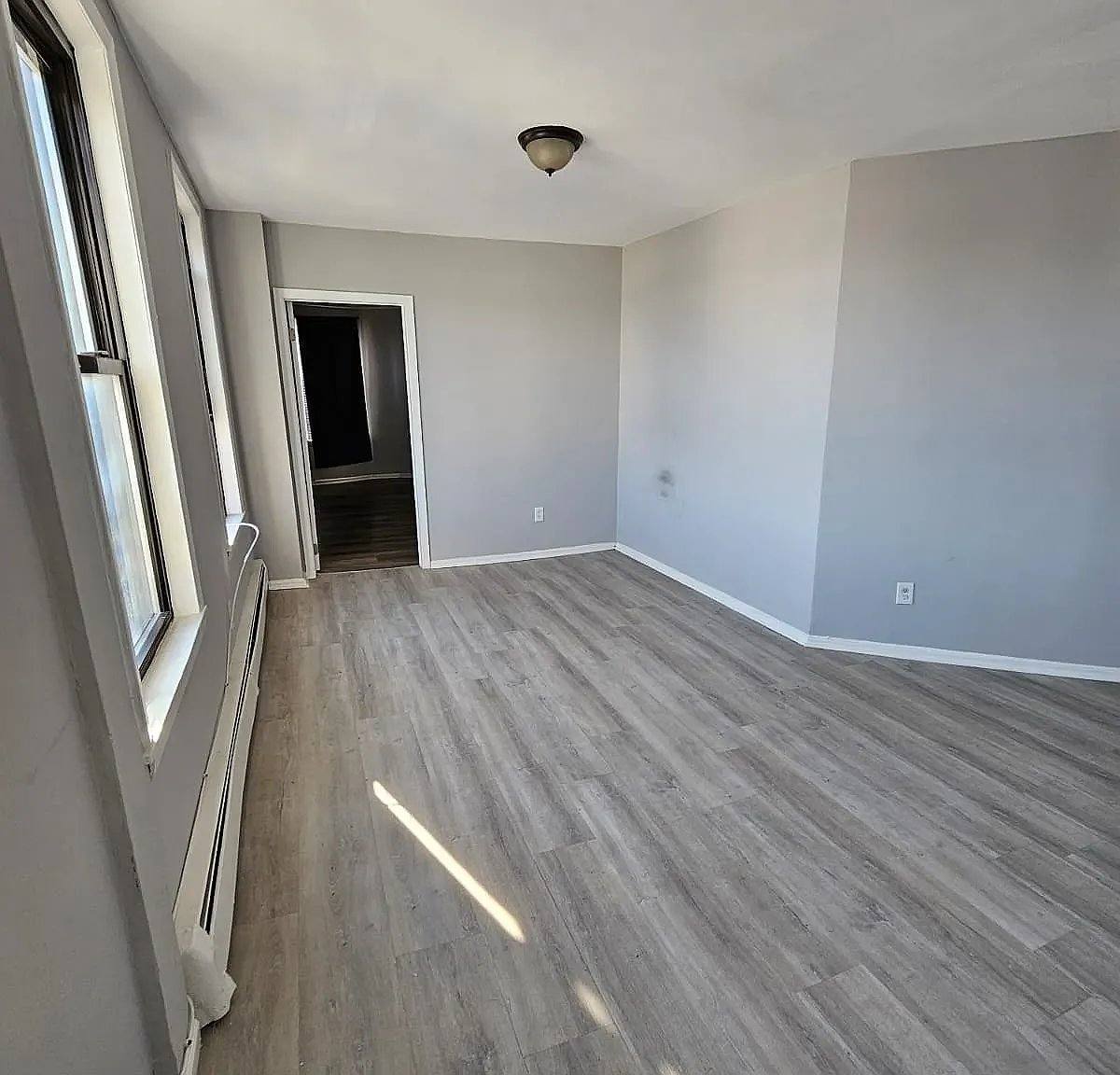 Apartment for rent at 352-354 New Brunswick Ave #352-5, Perth Amboy, NJ 08861