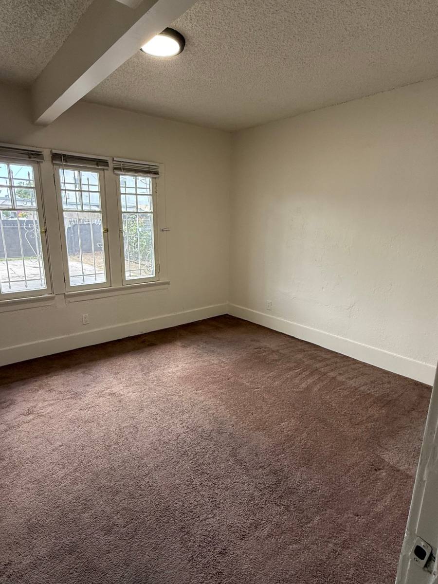 House for rent at 860 W 56th, Los Angeles, CA 90037