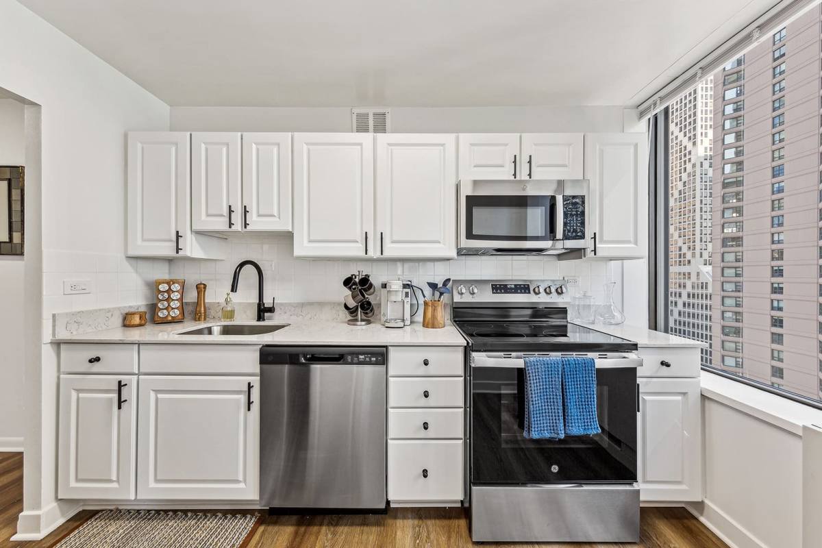 Apartment for rent at 333 E Ontario, Chicago, IL 60611