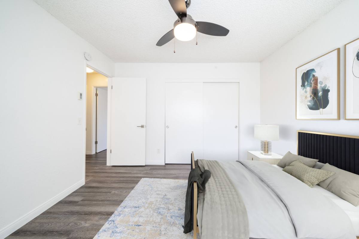 Apartment for rent at 800 E Bobier Dr #D6, Vista, CA 92084