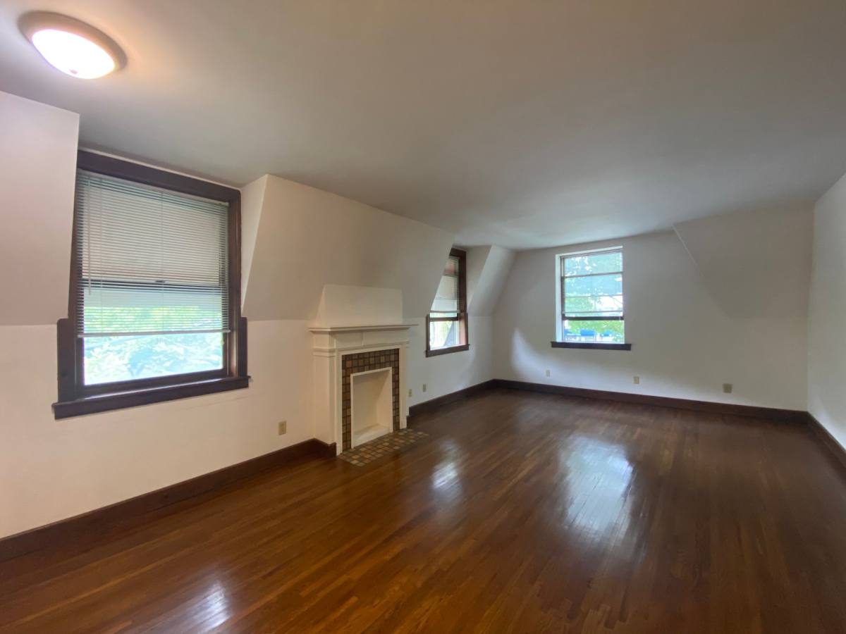 Apartment for rent at 600 Pleasant Ridge Ave #1, Columbus, OH 43209