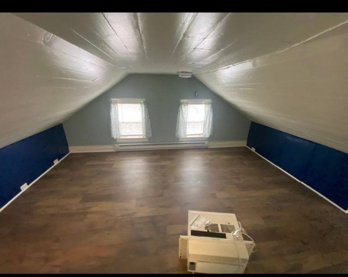 Townhouse for rent at 753 Front St, Catasauqua, PA 18032