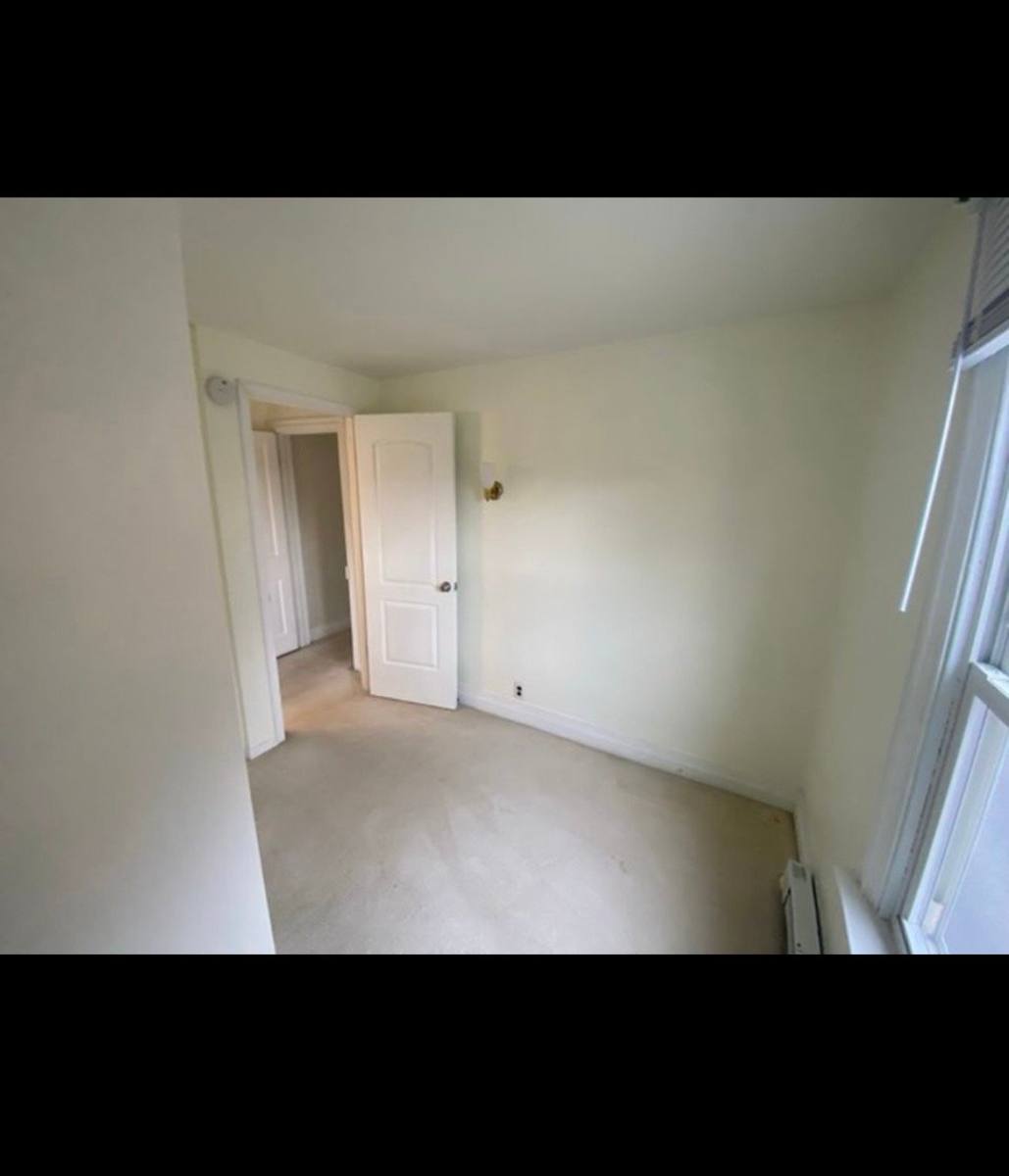Townhouse for rent at 753 Front St, Catasauqua, PA 18032