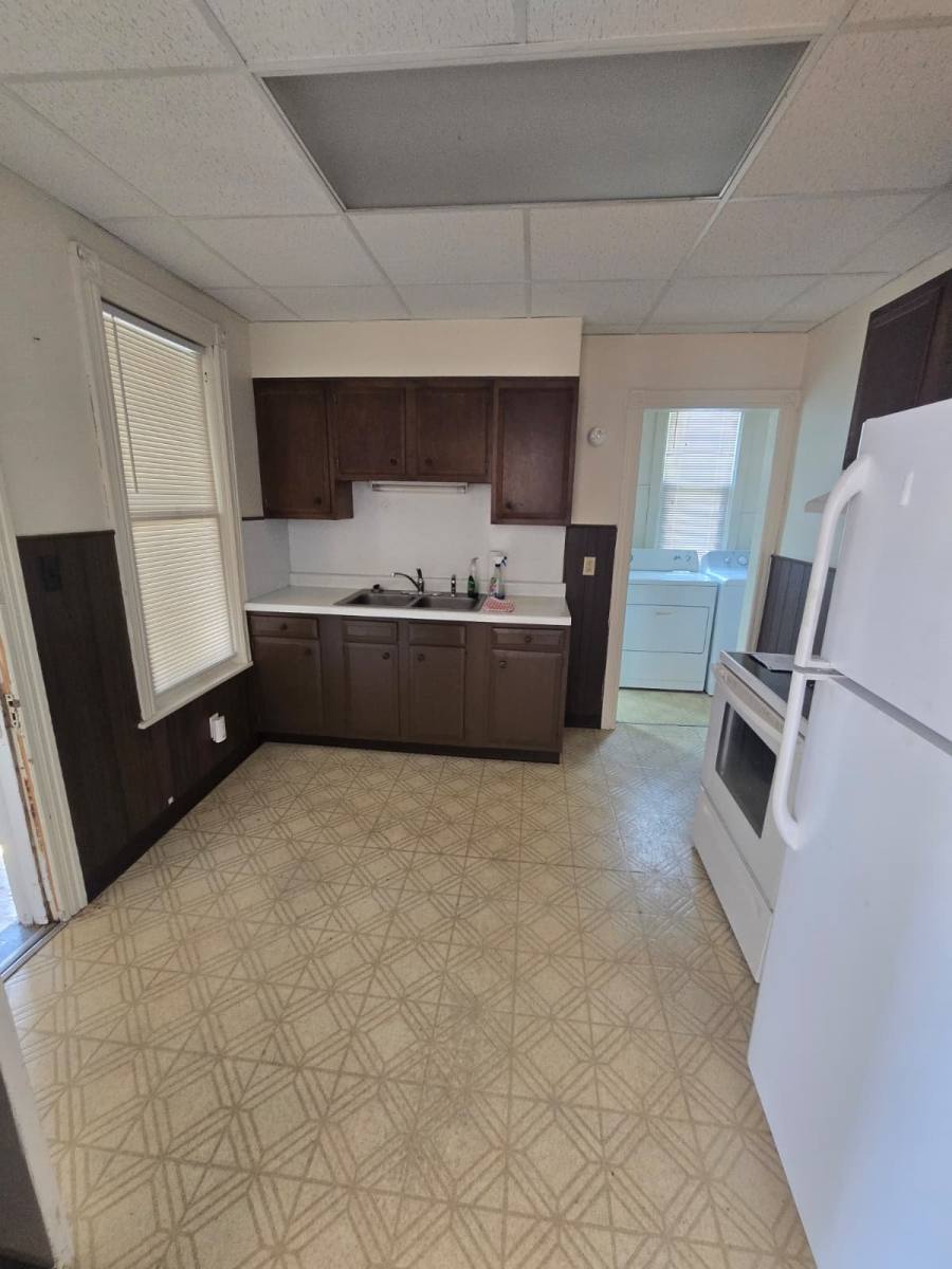 Apartment for rent at 437 George St #1, Pen Argyl, PA 18072