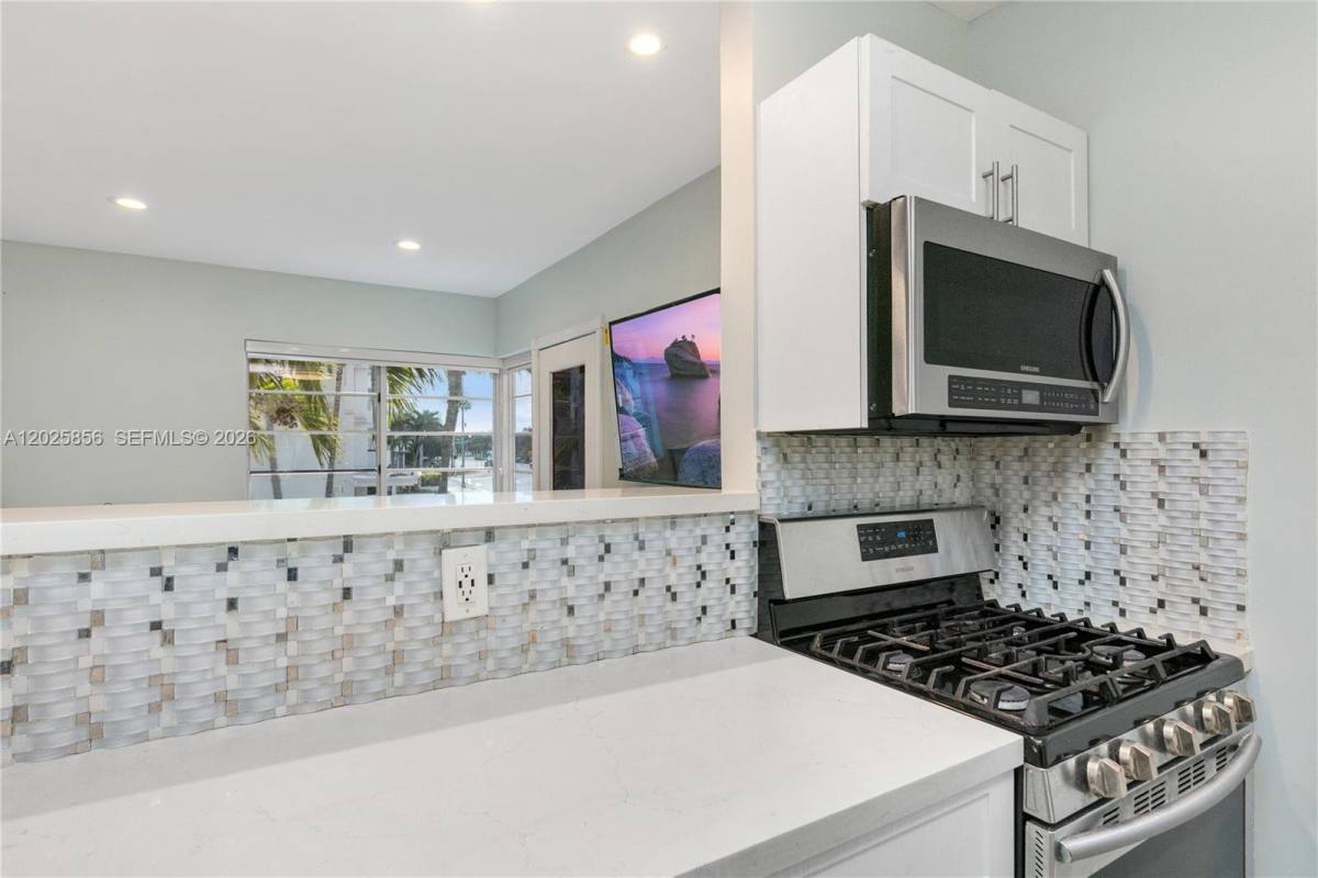 Apartment for rent at 4201 Indian Creek Dr, Miami Beach, FL 33140
