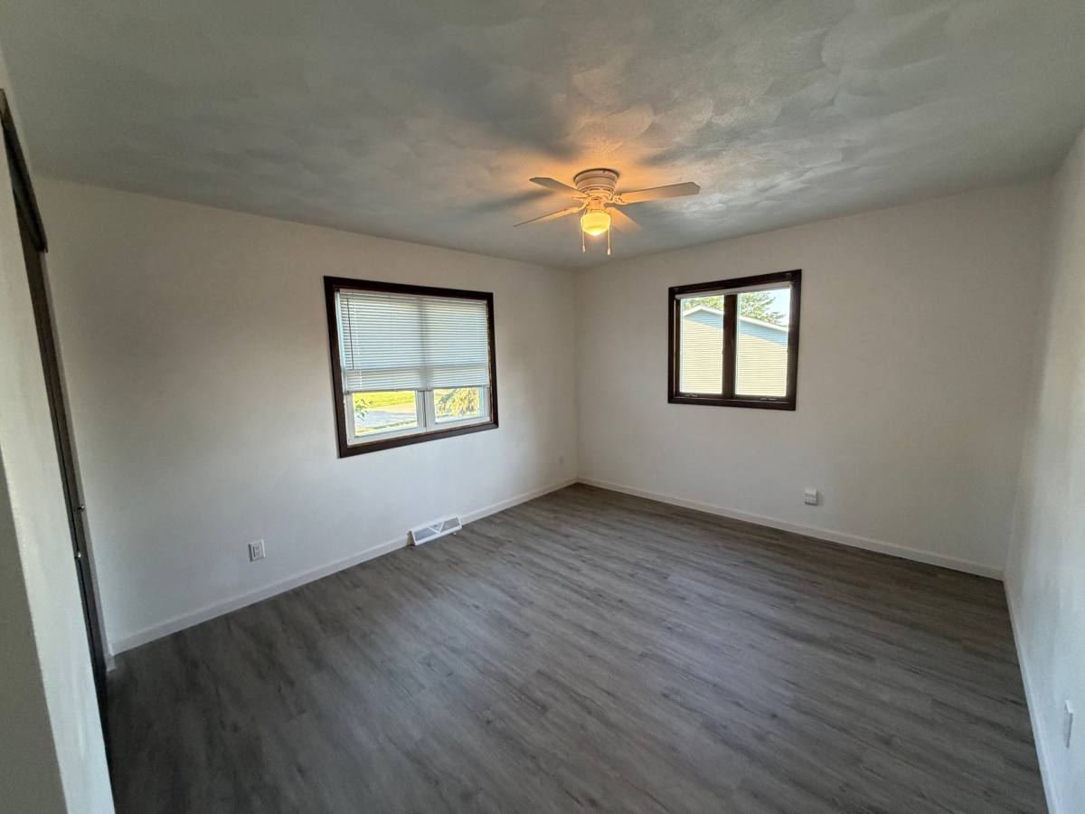 House for rent at 6420 Western Ave, Davenport, IA 52806
