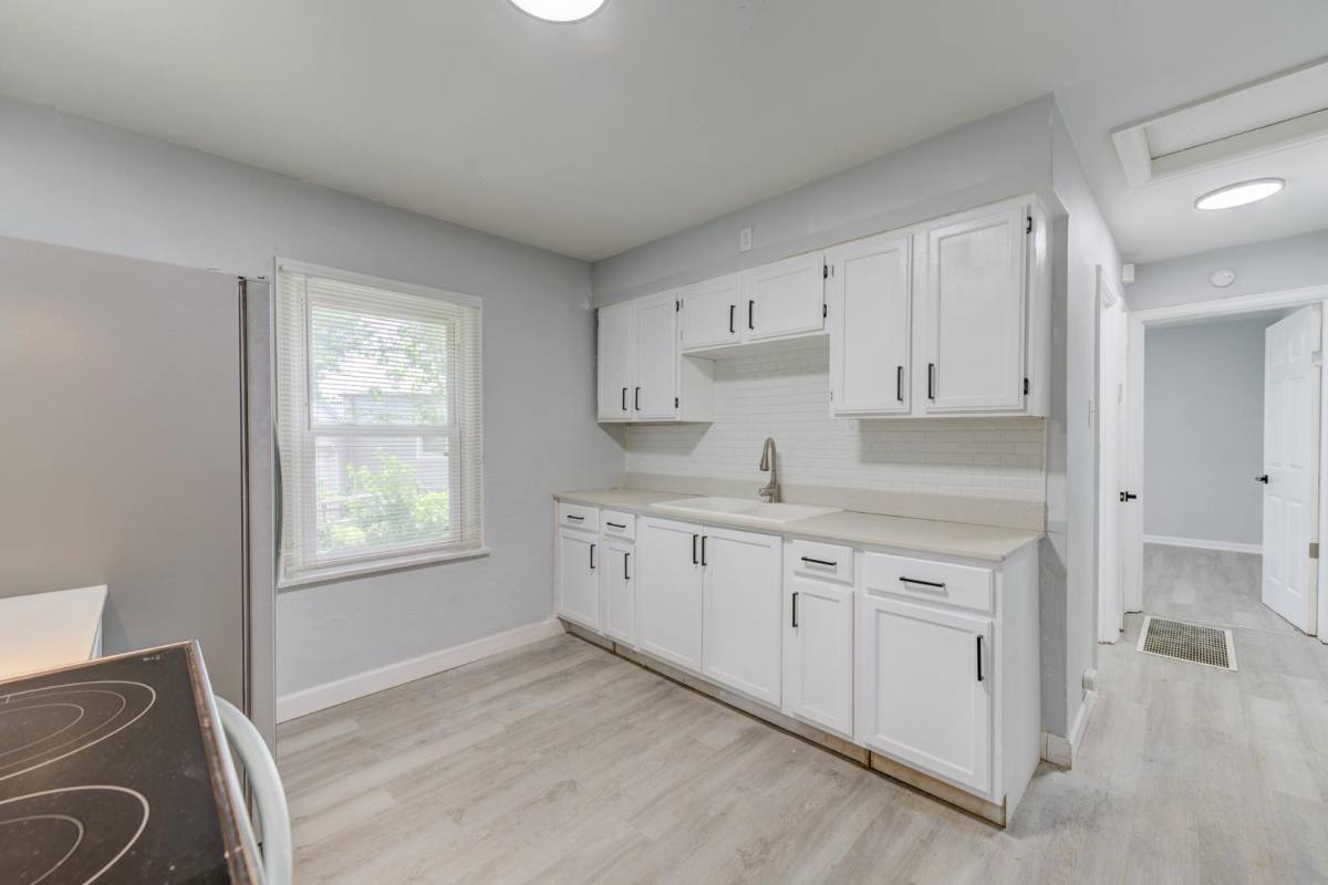 House for rent at 8067 Aline Ave, Saint Louis, MO 63134