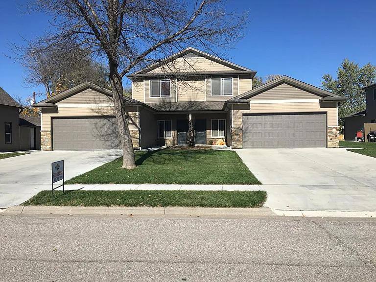 Townhouse for rent at 630 W C St, Lincoln, NE 68522