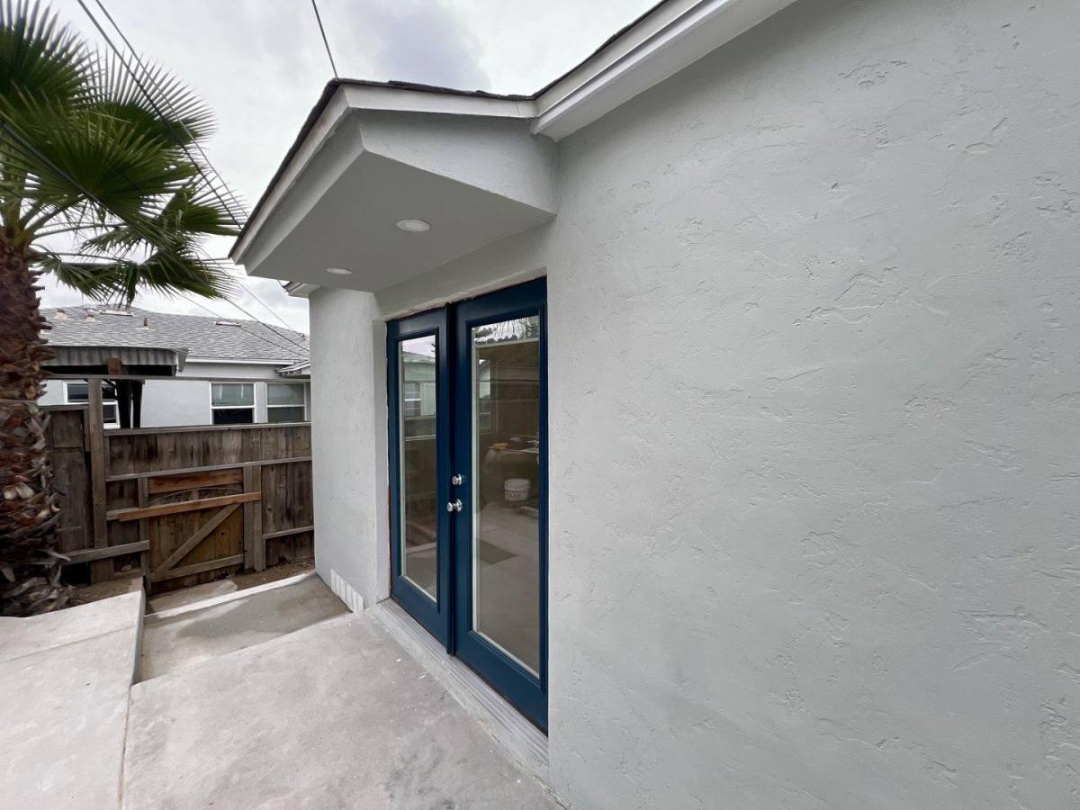Apartment for rent at 5728-5730 Adelaide Ave, San Diego, CA 92115