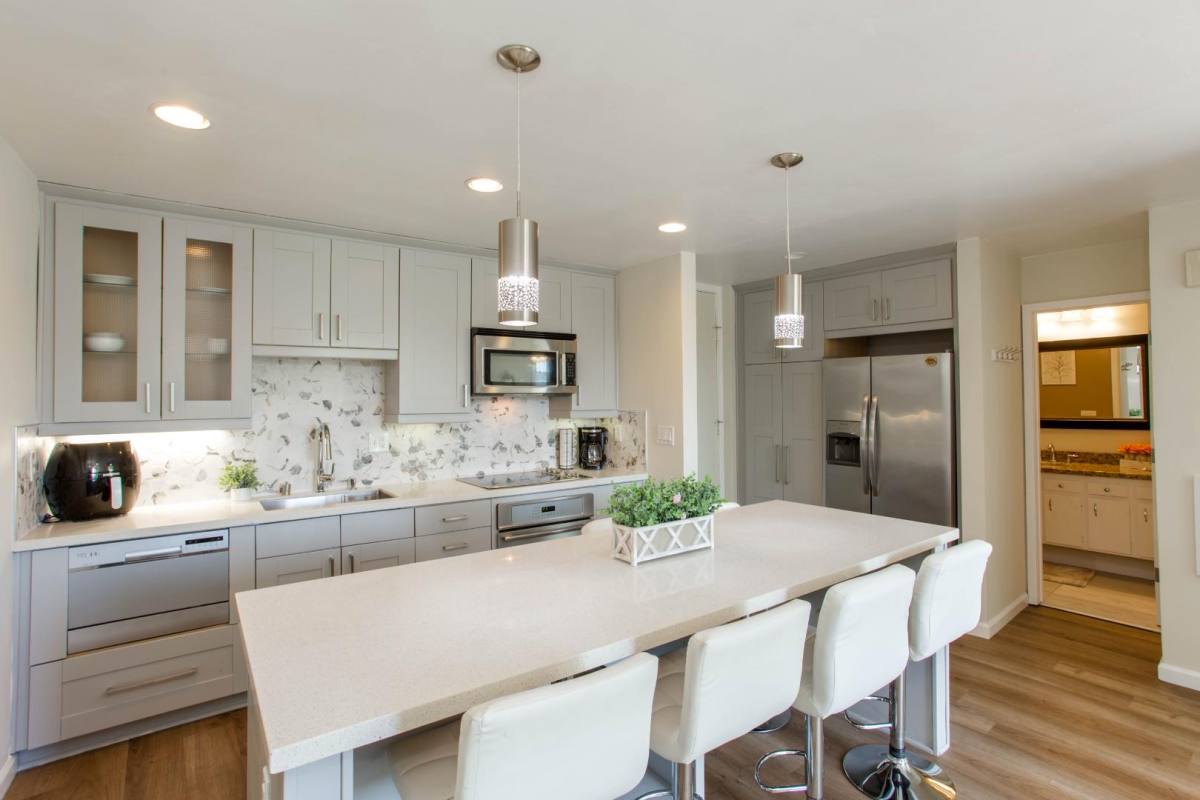 Apartment for rent at 3050 Rue Dorleans #RUE, San Diego, CA 92110