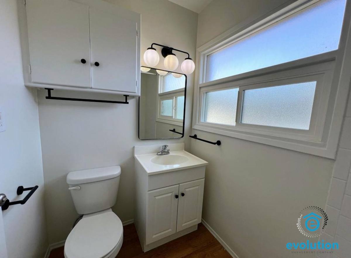 Apartment for rent at 1111 Adella Ave #K, Coronado, CA 92118