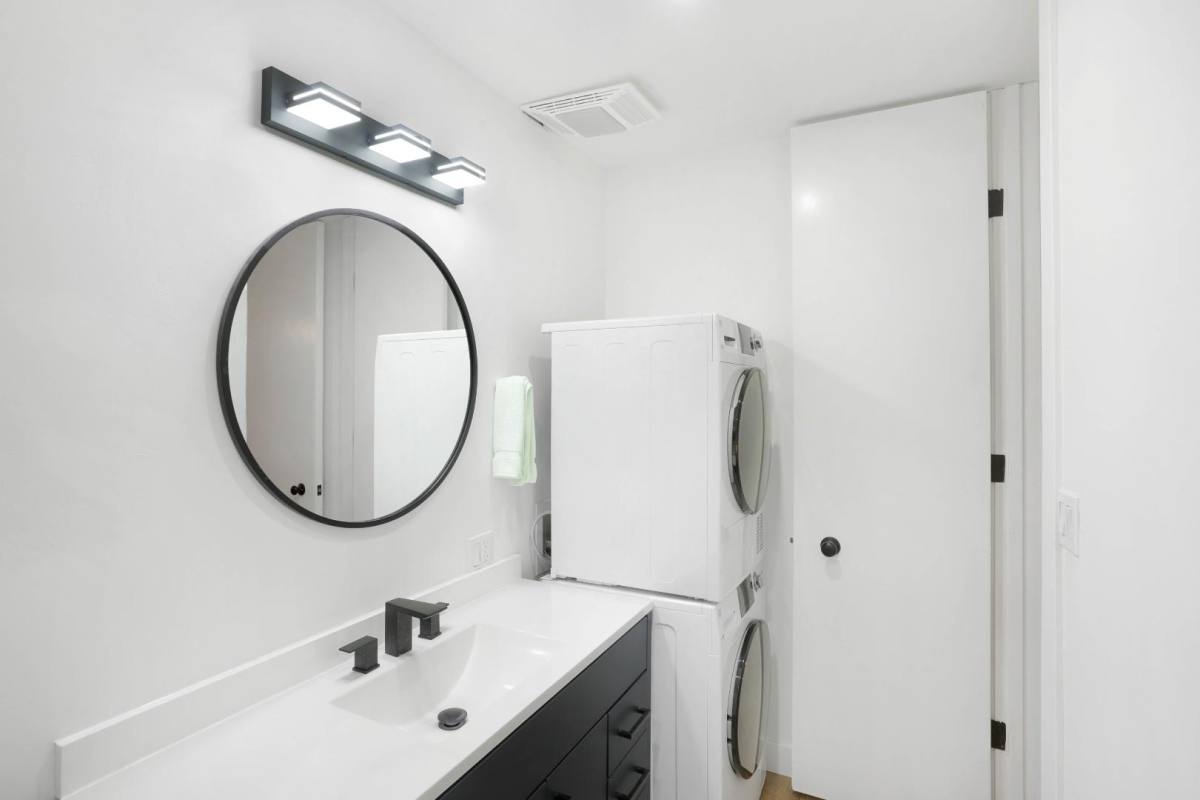 Condo for rent at 3050 Rue Dorleans #201, San Diego, CA 92110