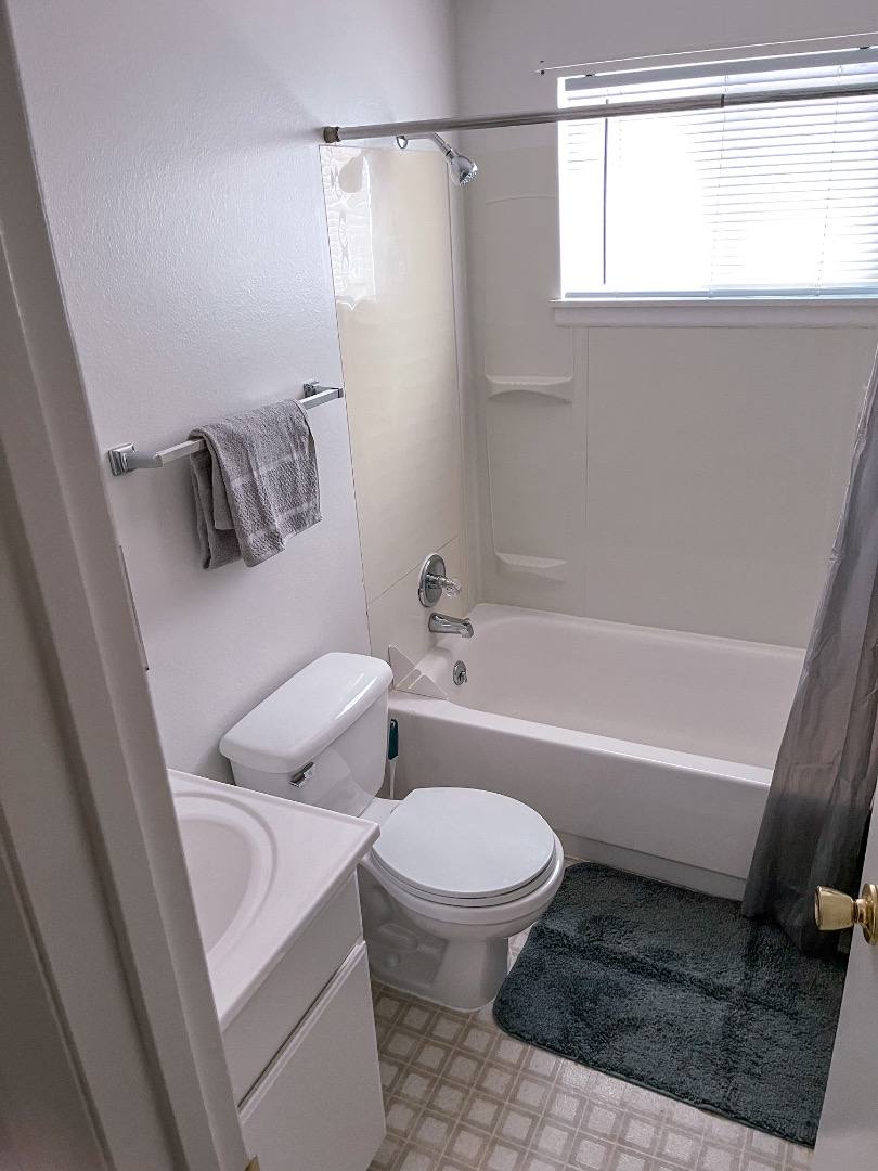 Apartment for rent at 401 US-Highway 189 #3, Diamondville, WY 83116