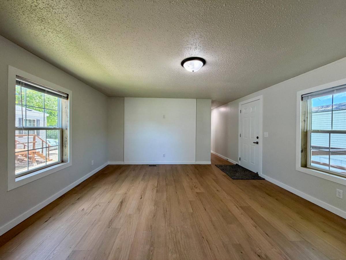 House for rent at 1015 27th St SE 87 Rd, Minot, ND 58701