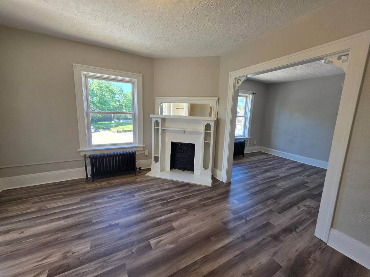 Apartment for rent at 146 King Dr #3, Akron, OH 44302