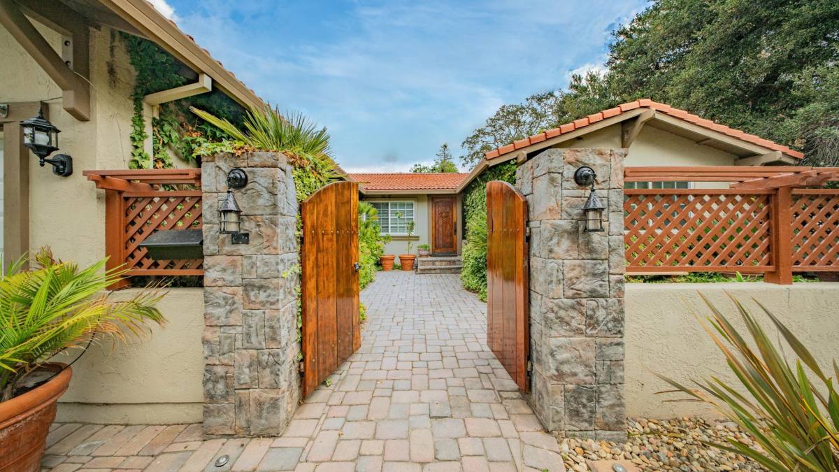 House for rent at 22 Greengate Court Ca 9, Santa Rosa, CA 95409
