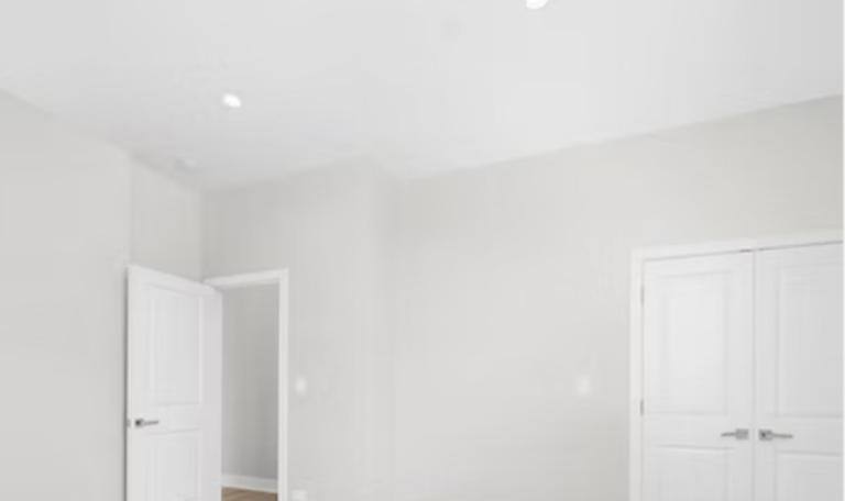 Apartment for rent at 5071 N NW Highway, Chicago, IL 60630