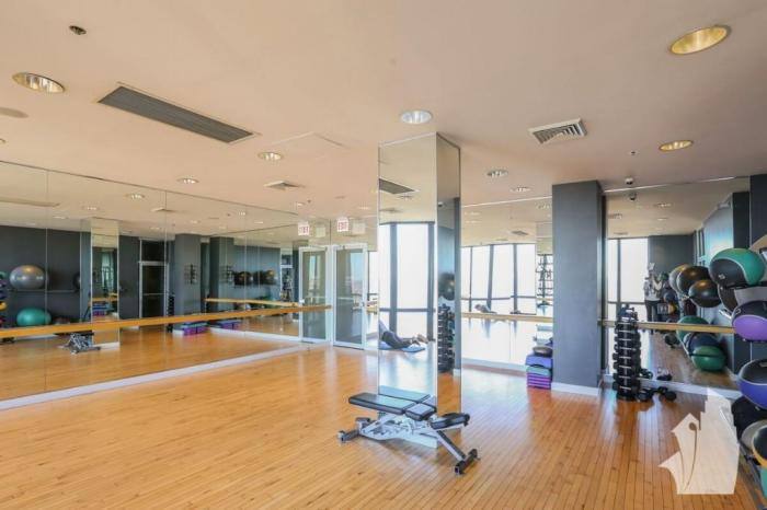 Townhouse for rent at 1730 N Clark St #2410, Chicago, IL 60614