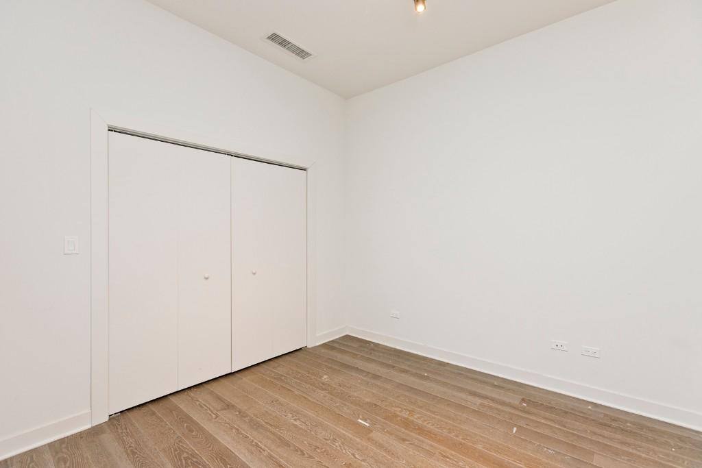 Apartment for rent at 858 N Franklin St #304, Chicago, IL 60610