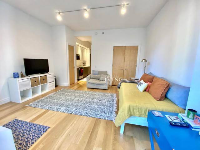 Apartment for rent at 325 Kent Ave #1010, Brooklyn, NY 11211