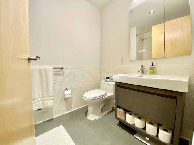 Apartment for rent at 325 Kent Ave #1010, Brooklyn, NY 11211