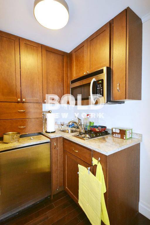Apartment for rent at 340 E 90th St #3Z, New York, NY 10128