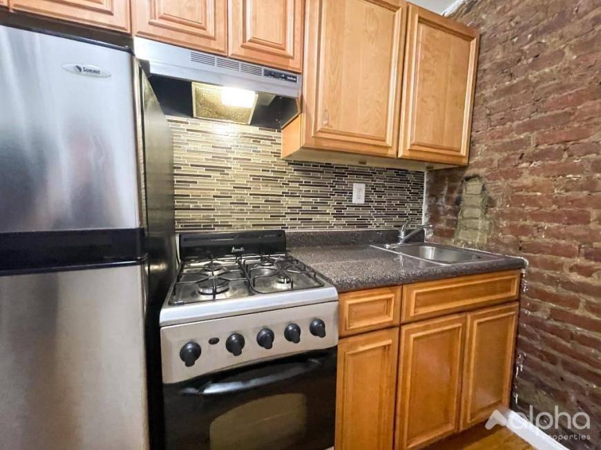 Apartment for rent at 332 E 95 #26, New York, NY 10128