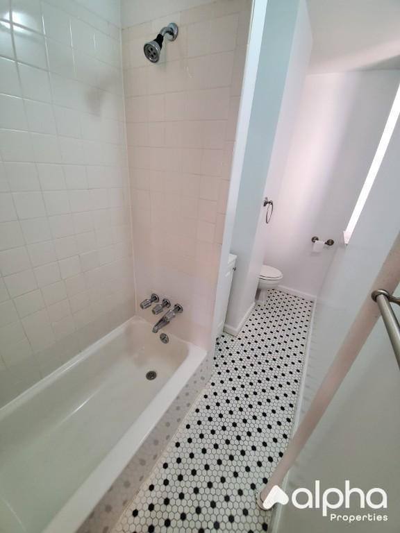 Apartment for rent at 332 E 95 #26, New York, NY 10128