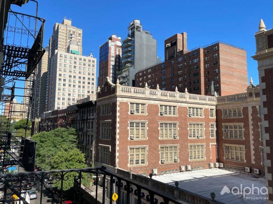 Apartment for rent at 332 E 95 #26, New York, NY 10128