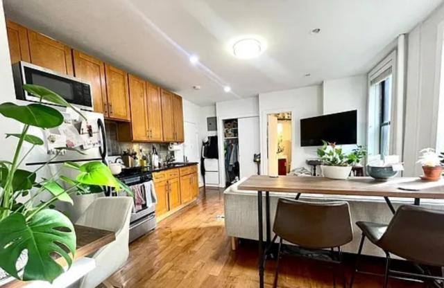 Apartment for rent at 160 Havemeyer #33, Brooklyn, NY 11211