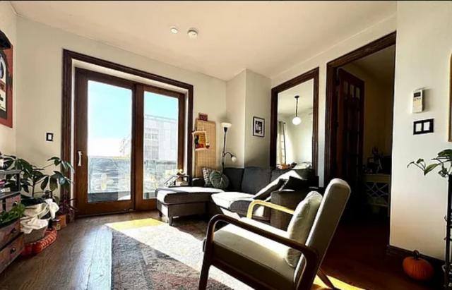 Apartment for rent at 871 Grand St #3A, Brooklyn, NY 11211