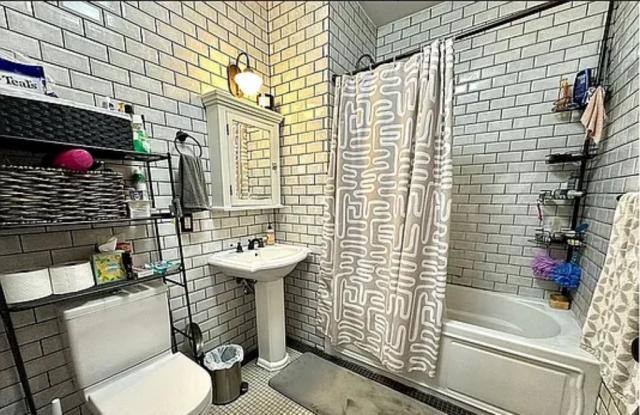 Apartment for rent at 871 Grand St #3A, Brooklyn, NY 11211