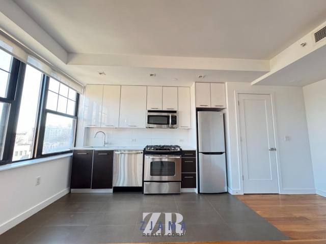 Apartment for rent at 123 Parkside Ave #6C, Brooklyn, NY 11226