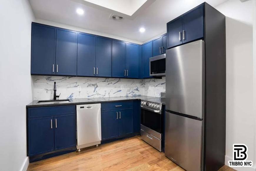 Apartment for rent at 215 S 4th St #2R, Brooklyn, NY 11211
